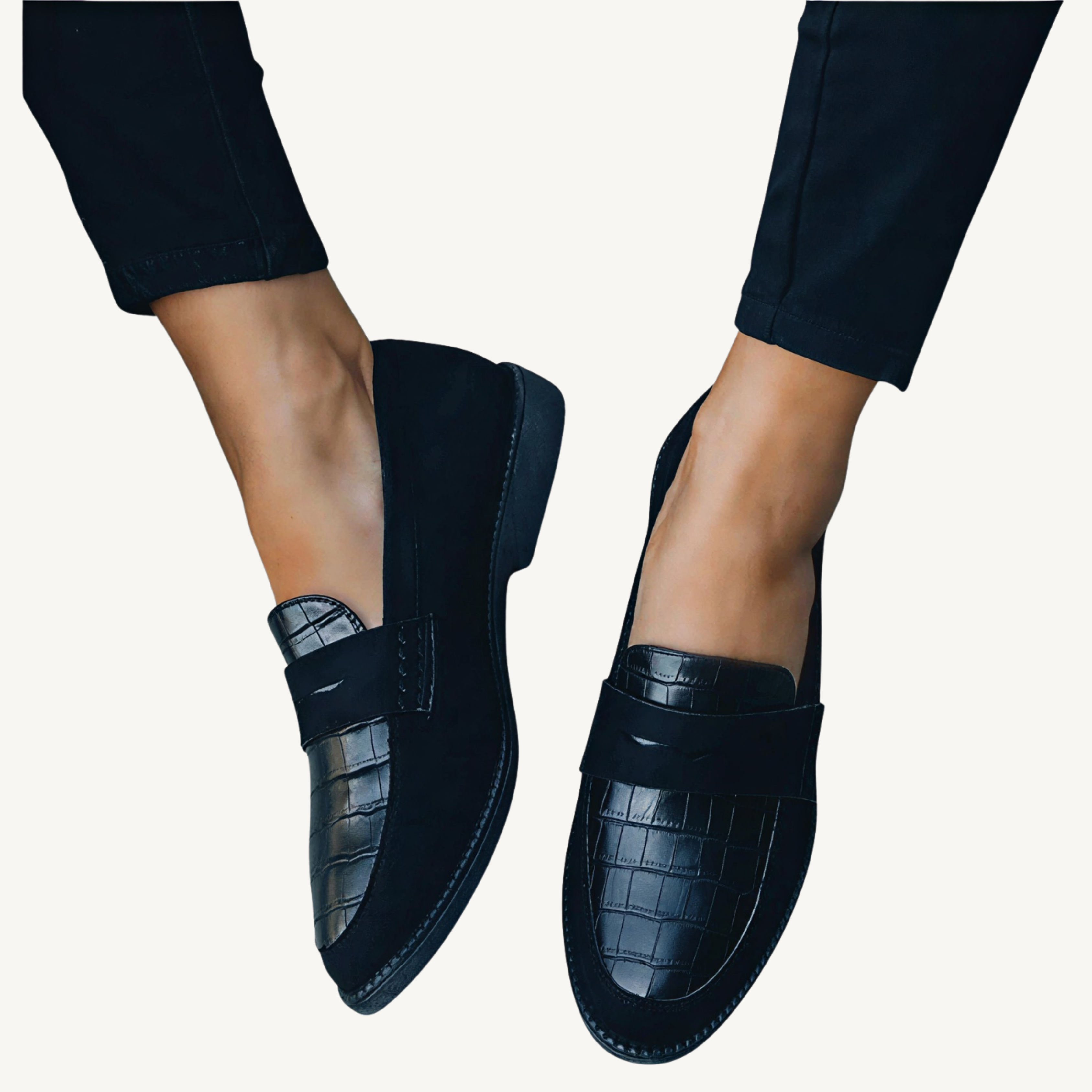 Noir / 12 (43 EU)